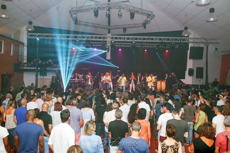 Soirée Just Latino ( salsa , batchata, kizomba) à l'Espace AIXAGONE - Concert groupe cubain 